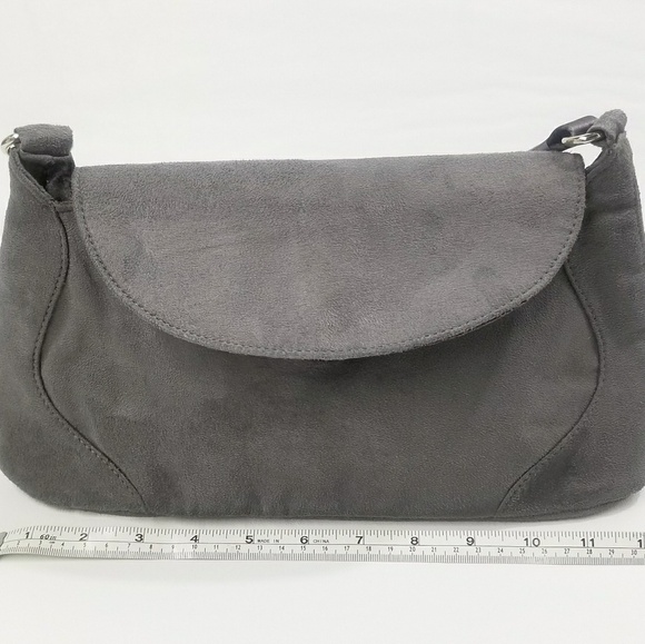 VICTORIA'S SECRET SMALL PURSE - Picture 4 of 8